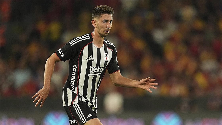 Beşiktaş, Demir Ege Tıknaz'ın Braga'ya transferini duyurdu