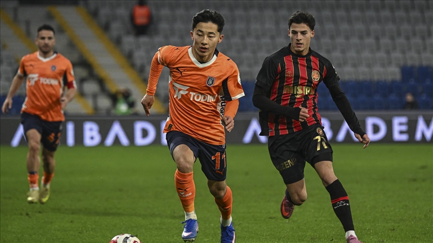 Başakşehir, Süper Lig'de ikinci yarıya galibiyetle başladı