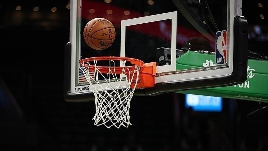 NBA'de Knicks, son çeyrekte 18 sayı geriden gelerek Rockest'ı mağlup etti