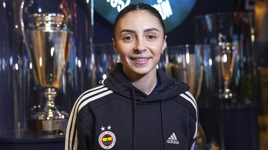 Fenerbahçe Opetli basketbolcu Alperi Onar, Avrupa Ligi'nde şampiyonluk için iddialı