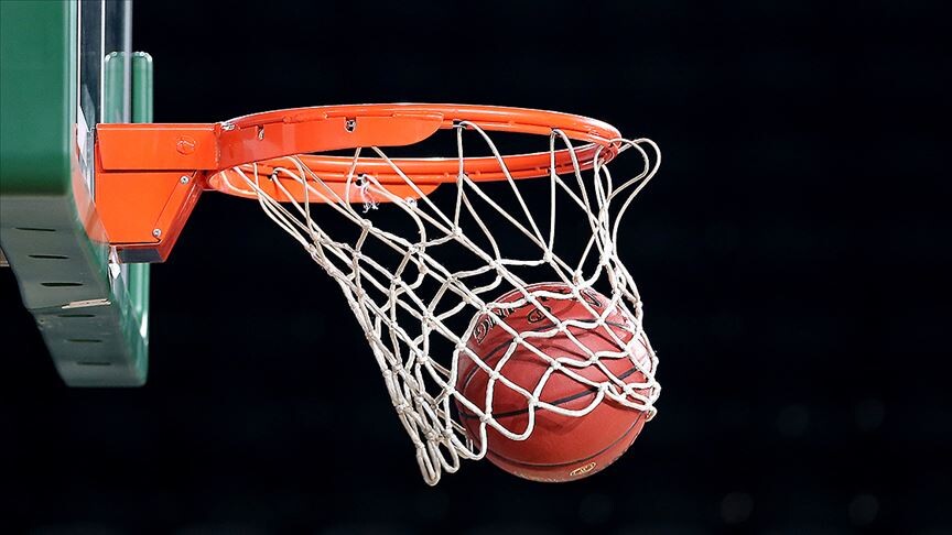 Basketbolda yarın Anadolu Efes ile Fenerbahçe Beko karşılaşacak