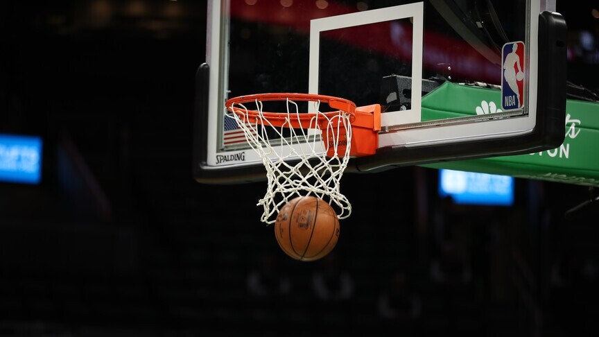 NBA play-off'larında Thunder, Suns'ı 35 sayı farkla yenerek seride 1-0 öne geçti