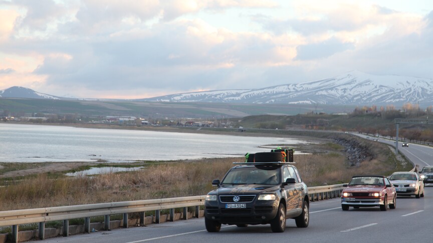 Doğu-Batı Dostluk ve İpek Yolu Rallisi'nin Bitlis etabı tamamlandı