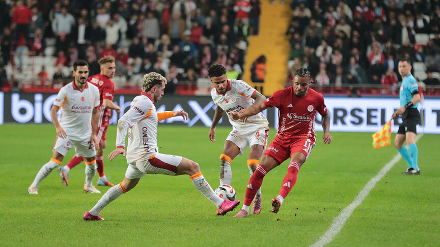 Süper Lig'de 33. hafta maçları yarın oynanacak