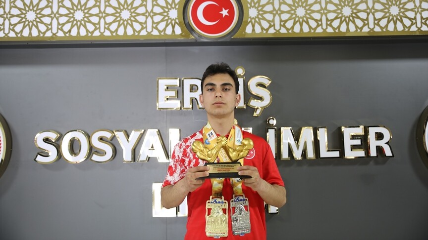 Milli bilek güreşçi 15 yaşındaki Taha'nın hedefi dünya şampiyonluğu