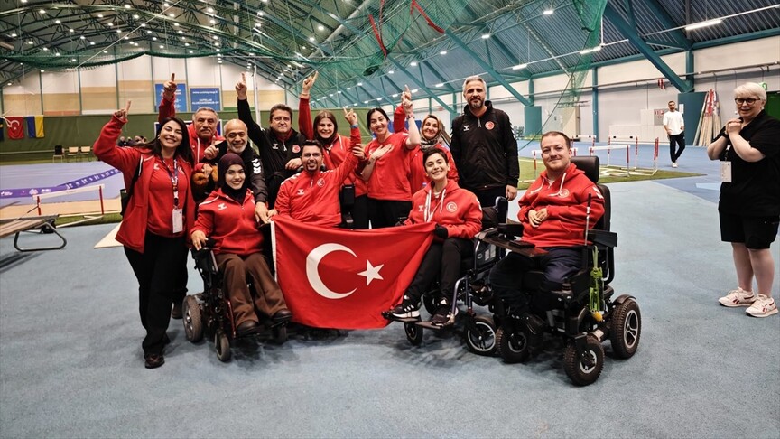 Para milli sporcu Öner Bozbıyık'tan Finlandiya'daki Dünya Boccia Kupası'nda altın madalya