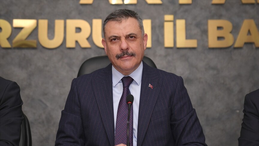 İçişleri Bakanı Mustafa Çiftçi'den Süper Lig'e yükselen Erzurumspor'a ziyaret