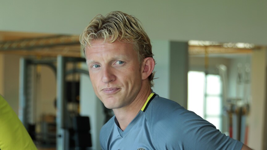 Dirk Kuyt, 11 yıl sonra Fenerbahçe'ye yardımcı antrenör olarak döndü