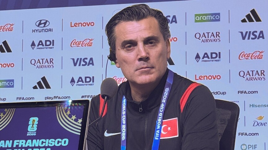 A Milli Futbol Takımı Teknik Direktörü Montella: Futbolcuların yeniden sahaya çıkmak için istekli olduklarını görüyorum