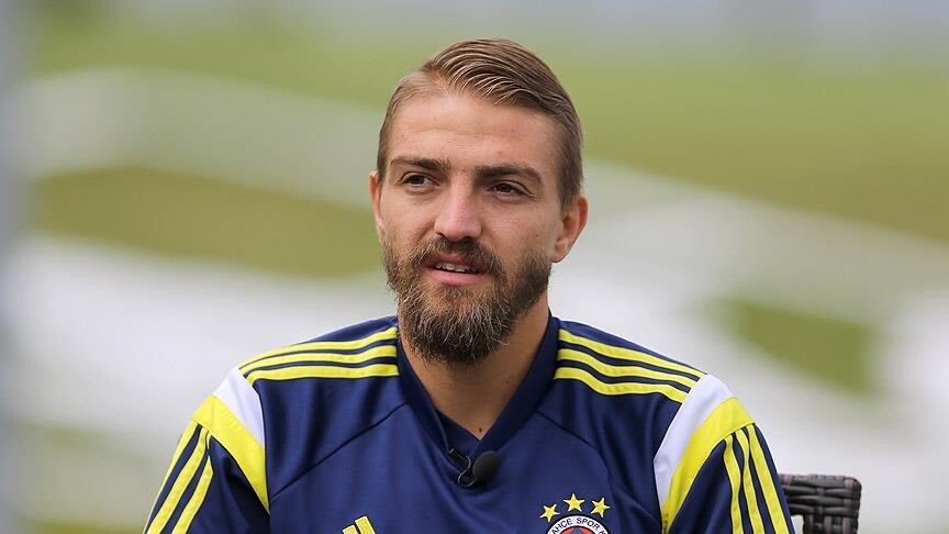Eski milli futbolcu Caner Erkin, kariyerini noktaladı