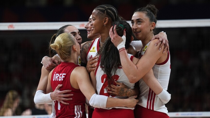 A Milli Kadın Voleybol Takımı, Almanya'yı 3-2 yendi