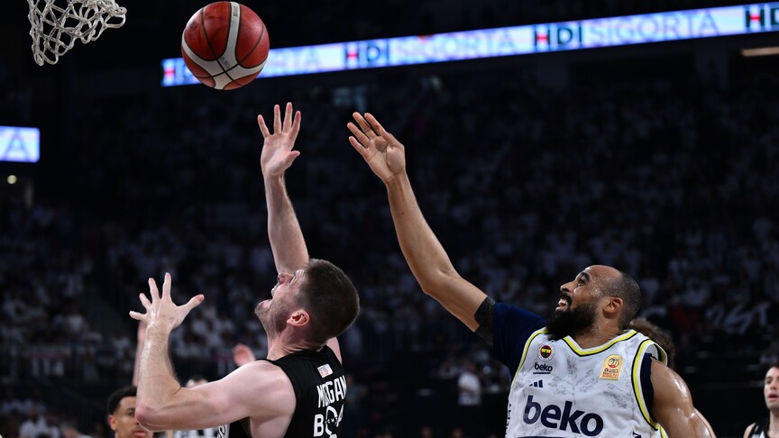 Fenerbahçe Beko seride 2-1 öne geçti