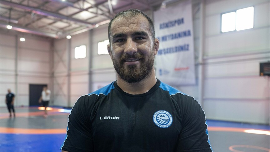 Başpehlivan Feyzullah Aktürk, Kırkpınar'a altın kemeri kuşanmak için gidecek