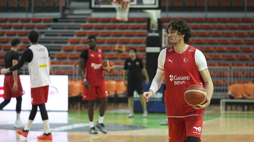A Milli Erkek Basketbol Takımı, Bosna Hersek maçı hazırlıklarını son antrenmanla tamamladı
