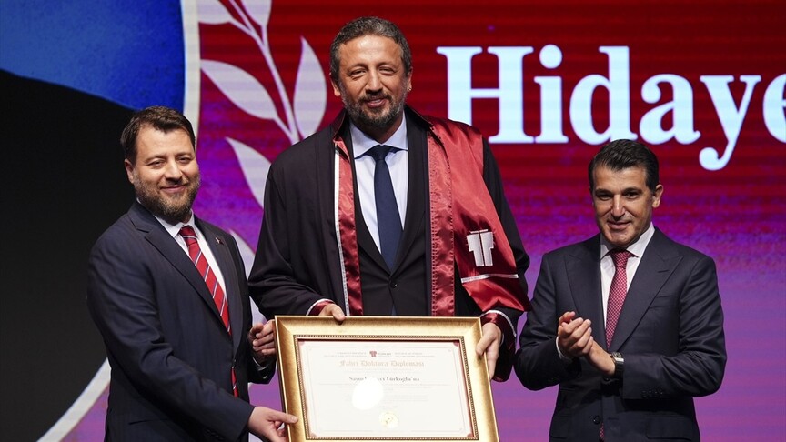 TBF Başkanı Hidayet Türkoğlu'na fahri doktora ünvanı verildi