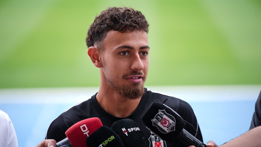 Beşiktaş'ın yeni transferi İlhan Fakılı, basın mensuplarının sorularını yanıtladı