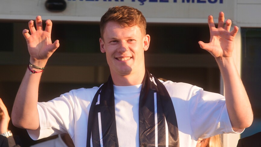 Beşiktaş, Alexander Nübel'i renklerine bağladı