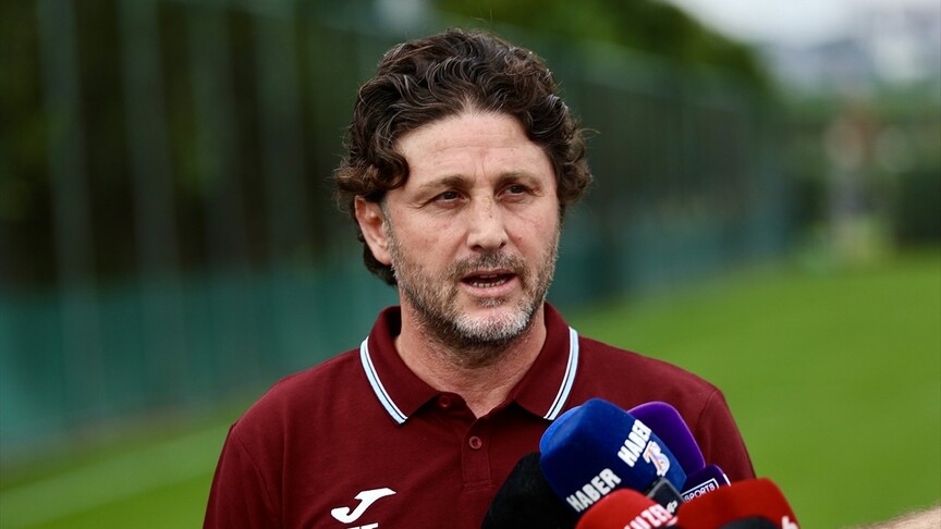 Trabzonspor Teknik Direktörü Fatih Tekke: Transferde son bir iki hamlemiz daha olacak