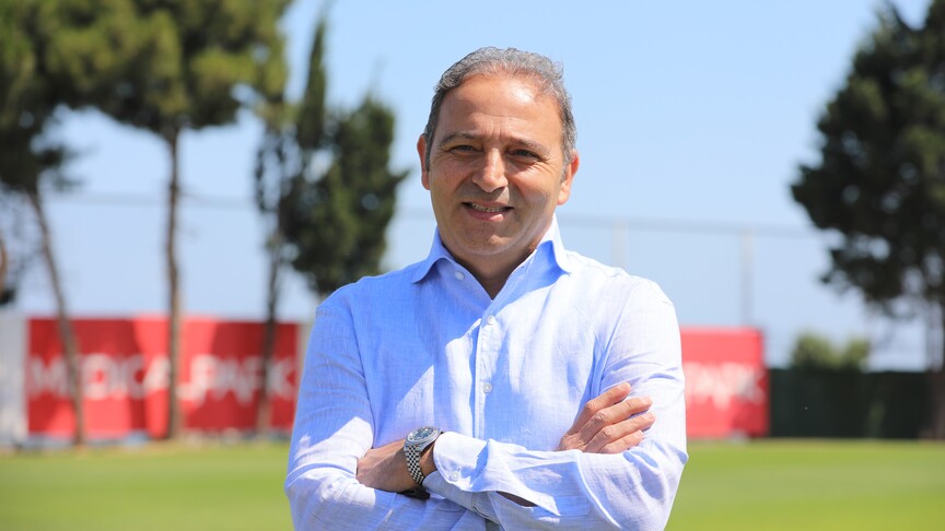 Samsunspor Futbol Direktörü Fuat Çapa, transfer çalışmalarını değerlendirdi