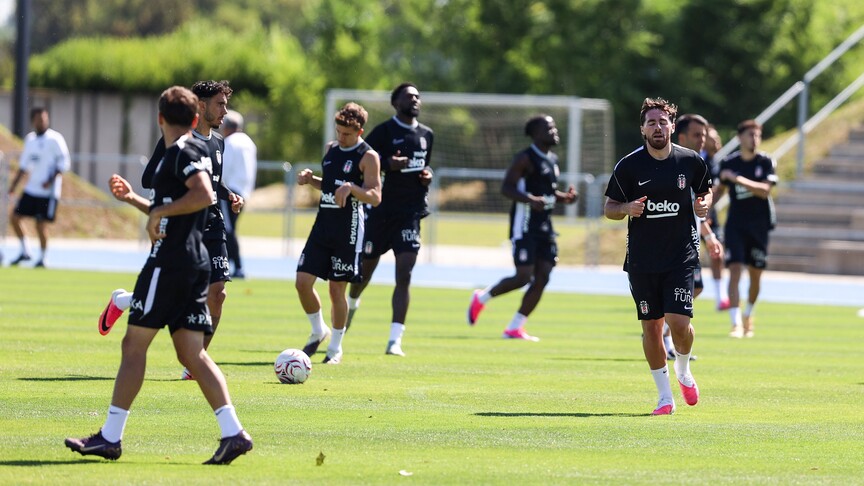 Beşiktaş, yeni sezon hazırlıklarını sürdürdü