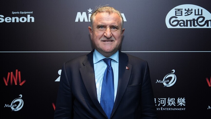 Gençlik ve Spor Bakanı Osman Aşkın Bak: Spora yapılan büyük yatırımlar var