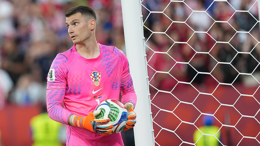 Fenerbahçe kalecisi Livakovic, Barcelona'ya transfer oldu