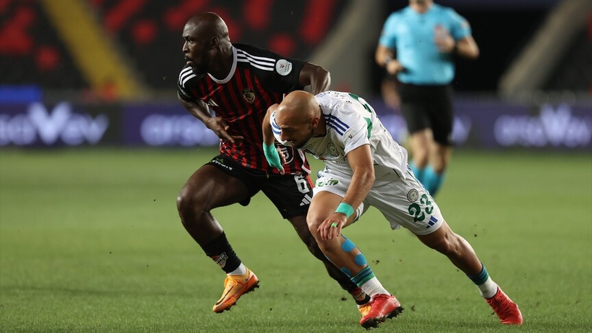 Rizespor, deplasmanda Gaziantep FK'yı 2-1 yendi