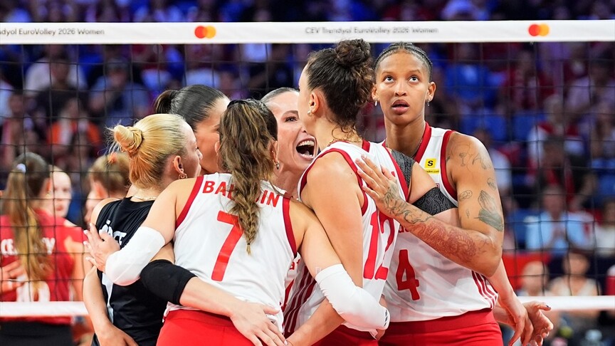 A Milli Kadın Voleybol Takımı Avrupa Şampiyonası'nda yarı finalde