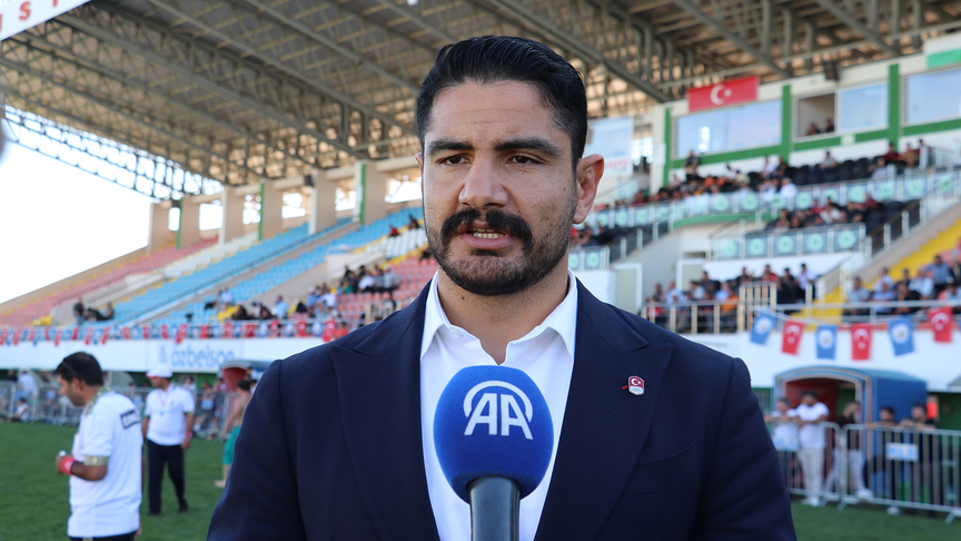 Taha Akgül