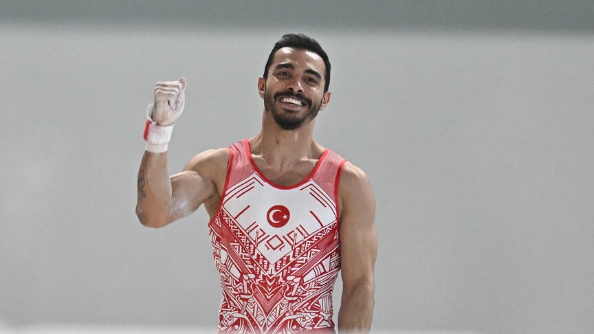 Milli cimnastikçi Ferhat Arıcan, Dünya Challenge Kupası'nda altın madalya kazandı