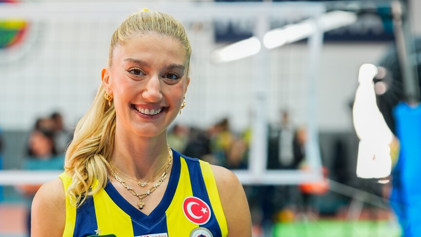 Fenerbahçeli voleybolcu Arelya Karasoy Koçaş'ın yeni sezonda takıma güveni tam