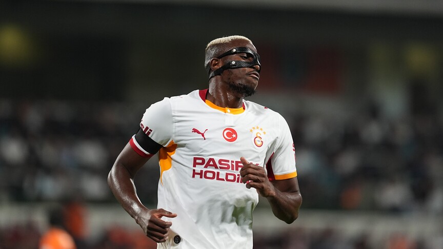 Victor Osimhen, sakatlığı sebebiyle Nijerya Milli Takımı'nın kadrosundan çıkarıldı