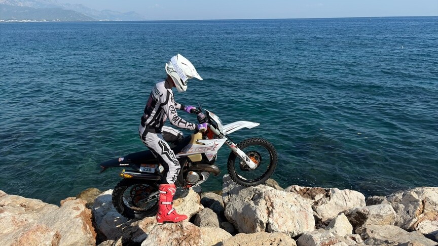 Sea to Sky Enduro Motosiklet Yarışı, özel etapla Kemer'de başladı