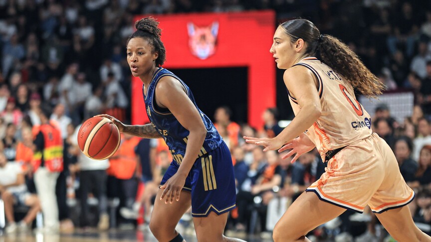 Fenerbahçe Tarfin FIBA Kadınlar Süper Kupası'nın sahibi oldu
