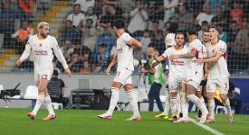 Galatasaray, Başakşehir'i deplasmanda 3-2 mağlup etti