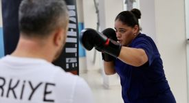 Avrupa şampiyonu milli boksör Havvanur Kethüda, yeni hedeflerini açıkladı