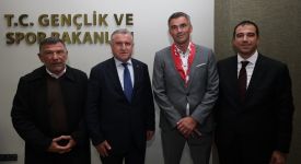 Bakan Bak, Avrupa Okul Sporları Federasyonu heyetini kabul etti