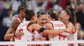 A Milli Kadın Voleybol Takımı, Avrupa Şampiyonası'nda finalde