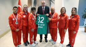 Cumhurbaşkanı Erdoğan, Türkiye Özel Sporcular Spor Federasyonu temsilcilerini kabul etti