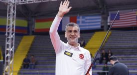 Milli bilardocu Tayfun Taşdemir, dünya üçüncüsü oldu