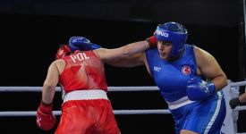 Milli boksör Havvanur Kethüda, Avrupa Şampiyonası'nda nakavtla finale yükseldi