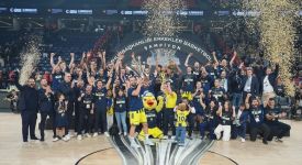 Basketbolda Erkekler Cumhurbaşkanlığı Kupası'nı Fenerbahçe Tarfin kazandı
