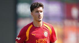 Galatasaray'da yeni transfer Deniz Gül, takımla ilk antrenmana çıktı