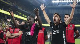 Beşiktaş, bir sezonluk aranın ardından derbi kazandı